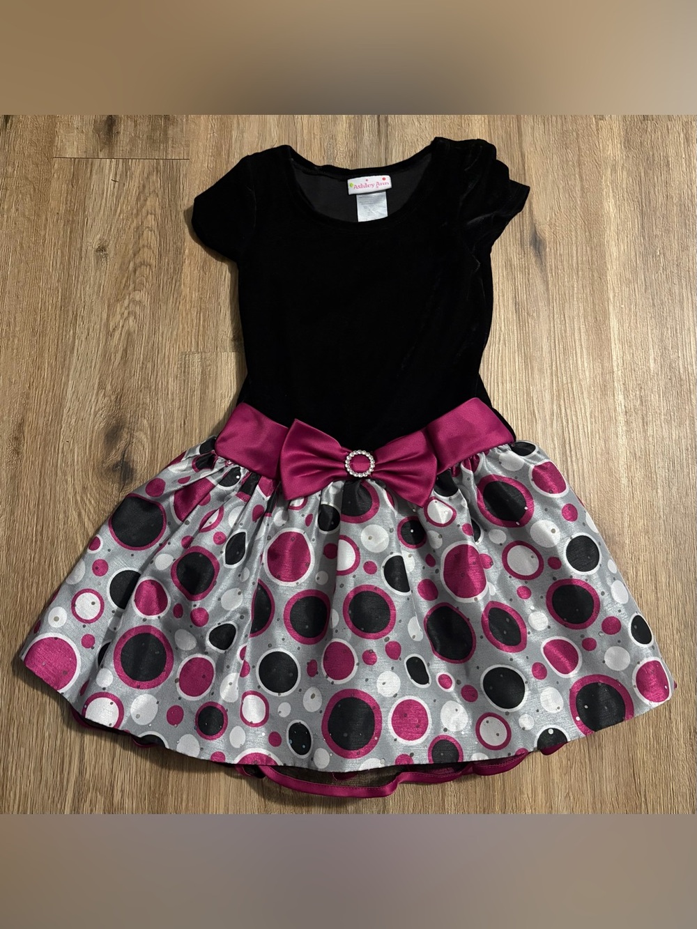 Ashley Ann - Black & Fuchsia Polka Dot Satin Skater Dress - Size 6
